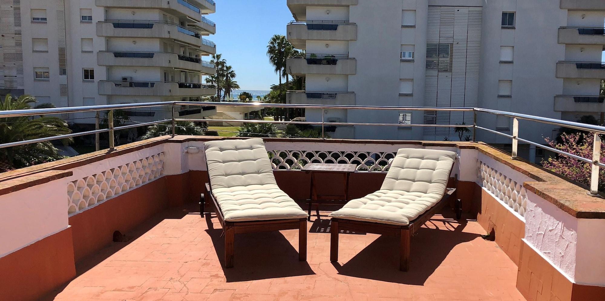 Hotel Capri Σίτζες Εξωτερικό φωτογραφία