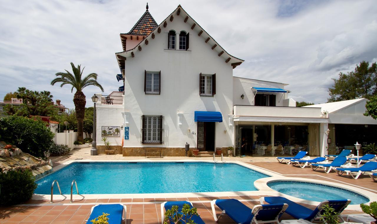 Hotel Capri Σίτζες Εξωτερικό φωτογραφία